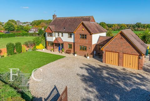 The property benefits from high-specification bathroom suites with underfloor electric heating and is ideal for entertaining with a heated Swimming Pool, a large Hot Tub, gated driveway with an abundance of parking. On entering this bright and airy d...