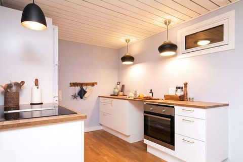 In Blåvand you will find Motel Garni, which has 10 holiday apartments. All apartments are equipped with bed, sofa / armchairs, dining table and wardrobe. In addition, a cozy little kitchen with refrigerator, hob, coffee maker, kettle, crockery, pots,...