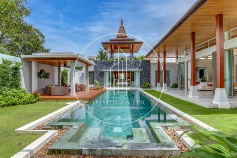 PHUKET IN BANG TAO 2 MINUTEN VOM STRAND UND 5 MINUTEN VON BOAT AVENUE LUXUS-VILLENPROJEKT mit offener Küche zum großen und hellen Doppelwohnzimmer, 4 Master-Suiten, Waschküche GARAGE. PISICINE, SALA. GARTEN. GRUNDSTÜCK 955 M2 GESCHLOSSEN UND SPORTLIC...