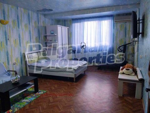 For more information call us at ... or 032 586 956 and quote property reference number: Plv 82514. Responsible Estate Agent: Petar Petalarev Two-bedroom apartment in the center of Pazardzhik within walking distance of all urban amenities. The apartme...