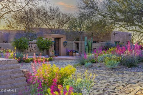 Wickenburg's Premier Equestrian Estate on over 400 Acres of lush high Sonoran Desert with views in all directions. A magnificent custom designed (by Bill Otwell) and built (by Joe Culhane) Main Residence w/Five Patio's and Extensive Landscaping inclu...