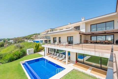VILLA NANDI – LA RESERVA, SOTOGRANDE | AVAILABLE FOR SHORT TERM RENTALS WEEKLY RATE – €/EUROS JUNE & SEPTEMBER (Long term) 10.000 € per month JULY 9.500 € per week AUGUST 11.000 € per week Villa Nandi is a substantial, modern family villa, offering a...