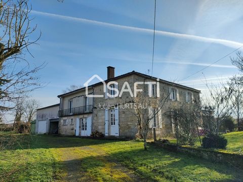 Located in Coulon, this property offers a peaceful living environment, close to the surrounding nature. Coulon is famous for its canals and its proximity to the Marais Poitevin. In addition, the city has all the local shops necessary for daily life. ...