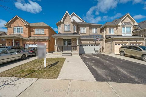 Located In A Great Neighborhood Of Brampton,! Stunning Well-Kept 4+2 Bedrooms House With 5 Washrooms [2 Master Bedrooms ] In Demanding Area. Extended Kitchen cabinet W/Built-In Appliances & Quartz Counter-Top!! Separate Living, Dining & Family Rooms!...