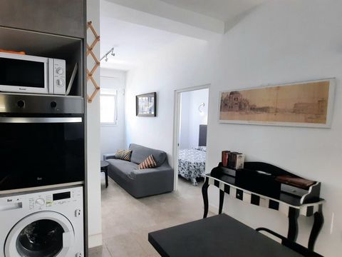 Are you a digital nomad? A remote worker? A crew member? ….and you are looking for a quiet, comfortable, clean apartment, a step away from the sea, in a cheerful and well-connected environment? Take a look at this little apartment, it is a simple, cl...