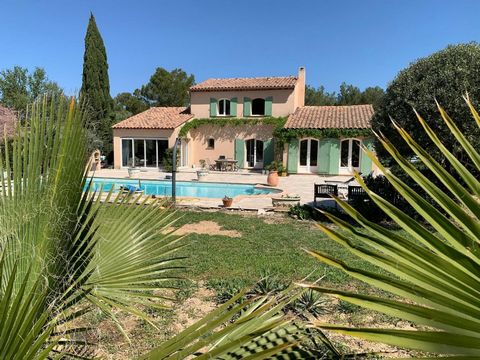 Villa style Provençale - 170 m2 habitable - 5 chambres - piscine 11,50*5,50 - terrain plat de près de 2200 m2