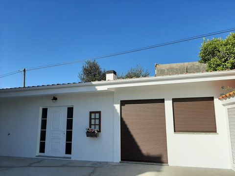 1 bedroom house with 65m2 independent with shared outdoor space. -equipped kitchen -WC with bathtub -bedroom with double bed 150x200 -living room with TV in the same space as the bedroom -desk and chair work area -Bus 300mt -CP train station 15 minut...