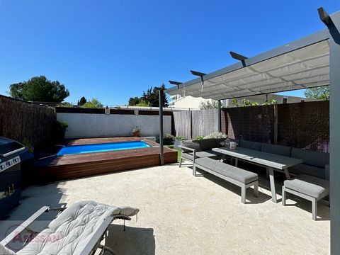 For sale -Bouches-du-Rhone-Marseille (11th)- Les Camoins.. Welcome to your future home! A beautiful double house, bathed in light, on the ground floor with 5 rooms nestled in a quiet and secure subdivision, closed by a gate with free parking in the r...