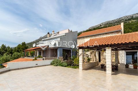 Hvar, a beautiful property on the south side of the island, 1st row by the sea, with a panoramic view. It consists of three independent houses/units connected by a common terrace with a total living area of 298 m2. The stone house consists of three b...