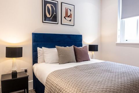 Welcome to Sojo Stay - Hungerford Rd London★ ☛ 1 Bedroom Apt ❅ Bedroom 1 - 1 King Bed ☛ Sleeps Up to 2 Guests ❅Near Camden Market ☛ Caledonian Park is just a 3-minute drive ❅Madame Tussauds London is just 4 miles away ☛The subway stations are a 7-10-...