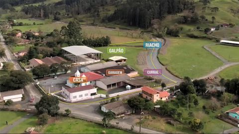 Site for Sale with Large House with deeded area of 15,708.30 m² - Located in the municipality of Agrolândia, Santa Catarina. In the locality of Serra dos Alves (15 km from the city center) and 12 km from the center of Petrolândia (neighboring municip...