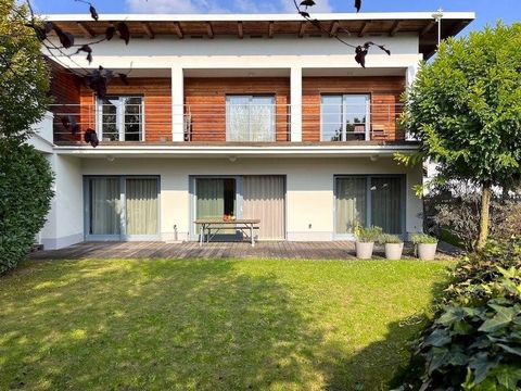Presenting an exquisite three-storey semi-detached house spanning across 325 square meters, nestled in the serene neighborhood of Ljubljana, Vič-Rudnik. Constructed in 2002, this contemporary dwelling exudes comfort and sophistication, offering a tra...