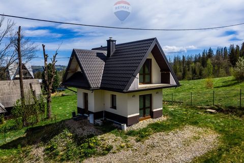 Offer price: PLN 1,000,000 Location: ZAKOPANE, ul Hrube Niżne 15B total area: 88,12 m2 usable area: 50,91m2 Plot area: 727 m2. Heating: Electric heating mats in the floor + Stove ( Fireplace can be installed) Utilities: Electricity, water (water supp...