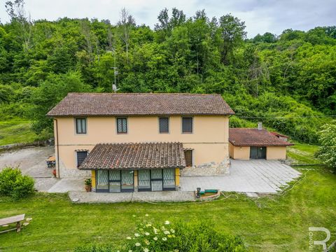 This villa dating back to 1700, which was renovated in 2014 with great care and attention to detail, is situated in a uniquely idyllic secluded location in the middle of the countryside, surrounded by nine hectares of natural land, which is also idea...