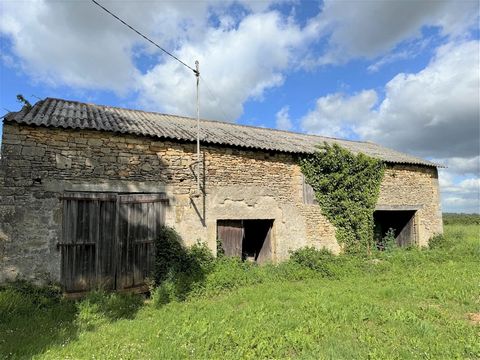 Single-storey barn to renovate on 800 m2 of land.  It offers a surface area of approximately 78.5 m2 divided into two parts (58 m2 on the ground and 21 m2 on the ground) Possibility of creating approximately 40 m2 of additional surface area upstairs ...