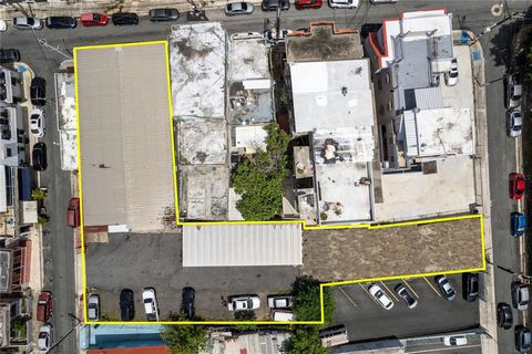 Discover an exceptional opportunity with this warehouse featuring a robust steel frame, durable sheet metal roof, and solid concrete block siding. Spanning across a generous 1,222.27 square meter lot, the warehouse offers 4,275 square feet of space w...