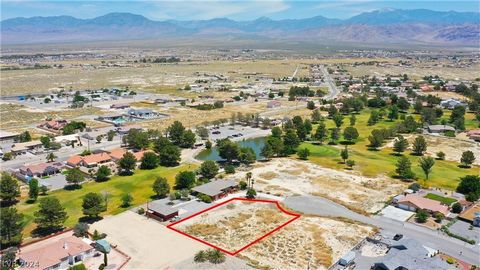 Welcome to your opportunity to build your dream home on this picturesque 0.46-acre vacant lot nestled within a serene cul-de-sac in a golf course neighborhood. Property has mountain views and is located in a tranquil cul-de-sac where traffic is minim...