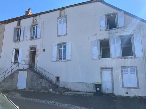 A saisir bien de caractère de 280 m2 habitable à Châtillon sur seine (490 € /m2)