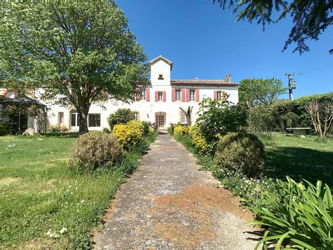 Maison de Maître - 546 m2 - 15 pièces sur une parcelle de + 2hectares