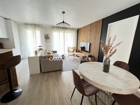 Joli appartement très lumineux de 83 m2, trois chambres, entièrement rénové, dans un immeuble récent de 2021, au second étage avec ascenseur, situé au sein d’une copropriété avec faibles charges. Vous êtes à deux pas des écoles, à 10mn à pied du coll...