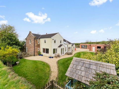 Nestled on the edge of Congleton, surrounded by open countryside and fresh country air, Sunny Bank Farm offers the ultimate in peaceful family living. Set within approximately 7.5 acres of stunning private grounds, this beautifully presented home is ...