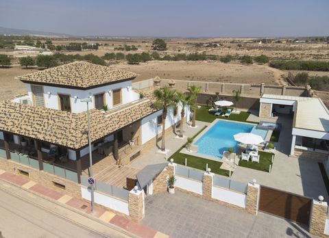 Property Reference: RODRIGO We are delighted to present this Luxury 4 bedroom, 3 bathroom Detached Villa, located in the quiet village of Avileses. The villa had a total renovation in 2021 but from the outside it still maintains a Traditional Spanish...