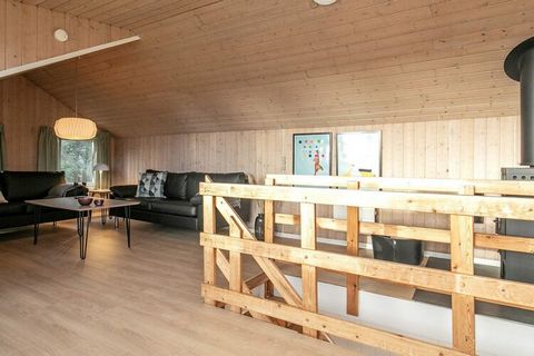 Holiday home with swimming pool, whirlpool and sauna located approx. 250 m from the North Sea by Blåvand with sea views from the ground. The cottage is on two floors, on the ground floor there is a kitchen, dining room, bathroom and pool room. Upstai...