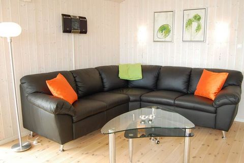 NOTE: The house is close to Esbjerg, NOT Ho. With the most magnificent views over Ho Bay, we have a lovely cottage from 2008. From most rooms in the cottage you look out over the water, which can change from hour to hour - as along the west coast of ...
