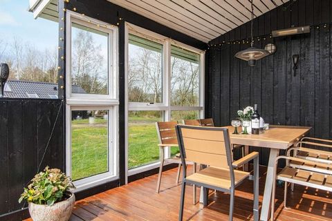 On a large, secluded corner plot with nature as a neighbor, this cottage is just a quick bike ride from the beautiful North Sea. The kitchen is in open connection to the living room with TV (connect own equipment). The house has the large Viasat TV p...
