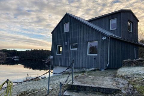 Great holiday home in quiet surroundings. Perfect location by the water with great fishing opportunities from the jetty or the sea, as well as great swimming conditions for the whole family. Private jetty and everything you need for a successful fish...