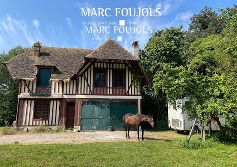 A hidden treasure in the heart of Normandy: 370 m² equestrian manor with 70 m² caretaker's house and 100 m² guest house, located in an extremely rare location, a stone's throw from the town centre of Pont-l'Évêque. This exceptional property offers a ...