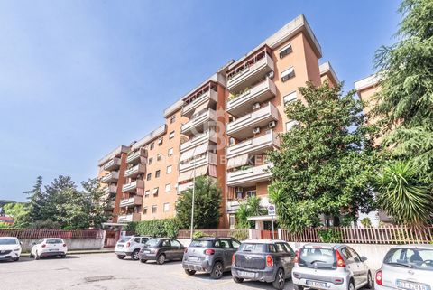 Coldwell Banker offers the exclusive sale of a bright and spacious 4-room apartment in a good state of maintenance, in a quiet, well-served residential area of Via Tiburtina, in Rome. The building, located on the second floor of a curtain building wi...