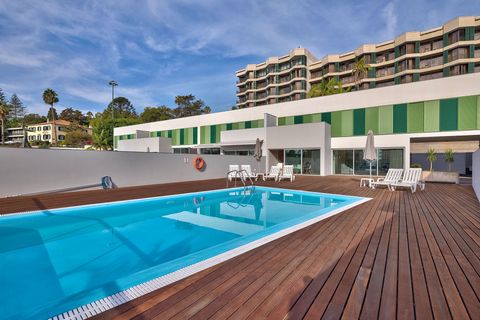 Brand new 4 bedrooms villa in the centre of the tourist area of Funchal. Within just a few minutes walk you will find a huge choice of restaurants and bars. A super holiday villa in the centre of the tourist area of Funchal. Within just a few minutes...