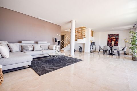 MONTHLY RENT FROM NOVEMBER TO MARCH: MONTH + ELECTRICITY + FINAL CLEANING. MINIMUM STAY OF ONE MONTH. WE DO NOT DO ANNUAL RENTALS. We want to introduce you to our vacation home Vista Real, in Nueva AndalucÍa where you can enjoy the best and most fash...