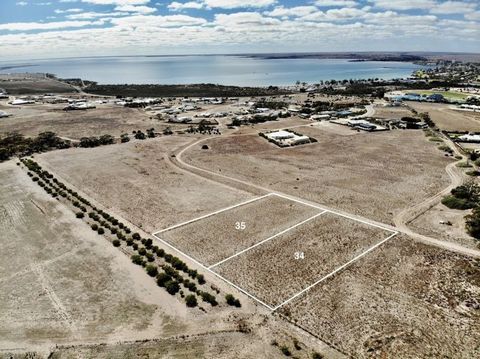 LAND RELEASE! 7 allotments in this superior sub division are now available for sale! Lot 6 3460m2 approx $137,000 Lot 14 3022m2 approx $140,000 Lot 16 3406m2 approx $145,000 Lot 17 3114m2 approx $145,000 Lot 18 2801m2 approx $135,000 Lot 34 2810m2 ap...