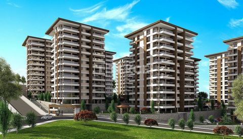 Apartamenty Inwestycyjne w Dużym kompleksie z zielenią o powierzchni 10 000 m² w Akçaabat Trabzon Apartamenty zlokalizowane są w Akçaabat, stale rozwijającej się dzielnicy Trabzon. Kompleks apartamentów znajduje się w odległości spaceru od codziennyc...