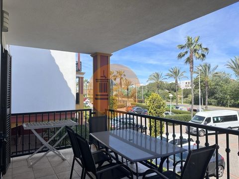 Dieses elegante Apartment mit 2 Schlafzimmern in Ayamonte liegt im prestigeträchtigen Vista Esuri an der atemberaubenden Costa Esuri und bietet ein komfortables und luxuriöses Wohnerlebnis. Die Wohnung verfügt über eine Klimaanlage im gesamten Haus, ...