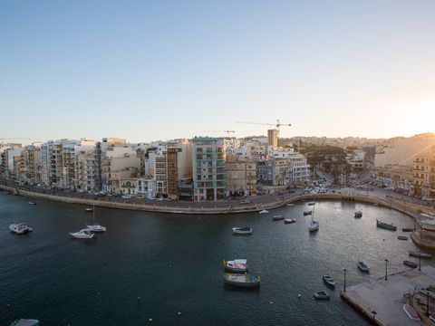 Picturesque The gorgeous traditional bay of Spinola located in the coastal town of St Julian`s is the lovely outlook from this two bedroom apartment. Beautifully furnished and ready to move into a welcoming entrance leads to a fully equipped kitchen ...