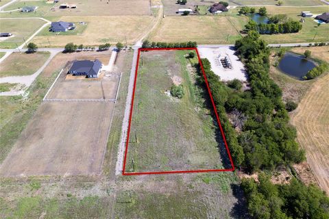 Discover the perfect canvas for your dream home on this expansive 2-acre lot with no HOA. This property offers privacy and the freedom to bring your own builder to bring your vision to life. Key features include a brand-new transformer and a $20,000 ...