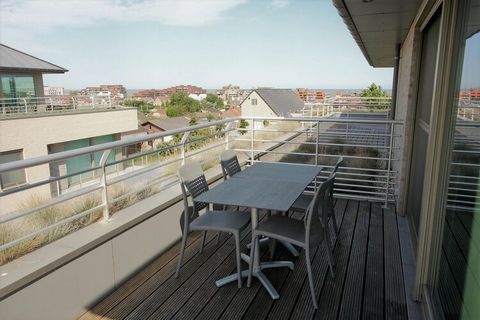 Welcome to this charming corner apartment featuring 2 bedrooms and boasting a spacious sun terrace complete with comfortable furniture, ideal for enjoying leisurely afternoons or entertaining guests with panoramic views. Situated in a well-appointed ...