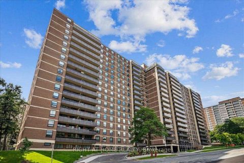 Welcome to Humber Hills Towers! This Bright, Sun-filled Unit Is One Of the Largest Suites In This Condominium With 3 Spacious Bedrooms And 2 Full Washrooms; Perfect For First-Time Buyers, Young Families And Investors. The Large Primary Bedroom Is Equ...