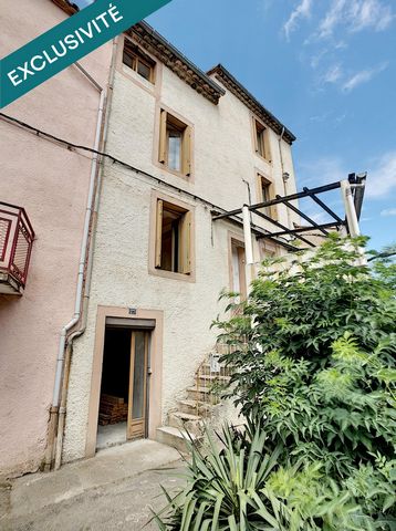 Bel immeuble de trois appartements avec extérieurs