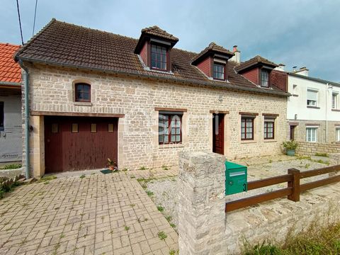 BELLE MAISON EN PIERRES A RAFRAICHIR