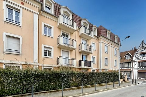 À vendre F3 en rez-de-chaussée Centre de Chennevières-sur-Marne Grand jardin privatif
