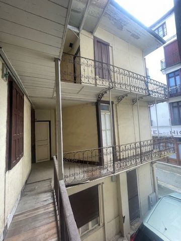 Immeuble à vendre LOURDES (65)