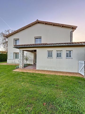 Maison 7 pièces 216m2