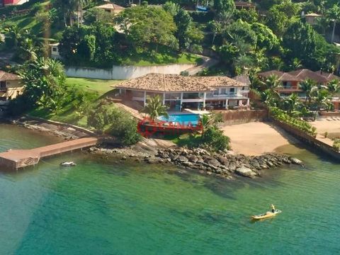 Magnificent mansion with private beach in the trendy and luxurious condominium Caieirinha, in Angra dos Reis-RJ The house has one of the most privileged views of Angra dos Reis-RJ. House with 7 suites Large living room with stunning views Equipped ki...