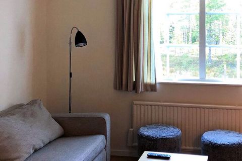 Welcome to enjoy your holiday in this close-to-nature couple's cottage which is located in the popular Stöten in Sälen, close to both fishing, hiking, mountain experiences or swimming in a nearby lake. Fjällbyn, which is located below Stöten ski slop...