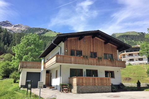 Rust en ontspanning vindt u in Steeg aan de bovenkant van het Lechtal. Aan de voet van de majestueuze huisberg Pimig ligt het kleine dorpje Steeg op 1.122 m boven de zeespiegel. De gemeenschap ligt in het Lechdal tussen de Lechtaler en Allgäuer Alpen...