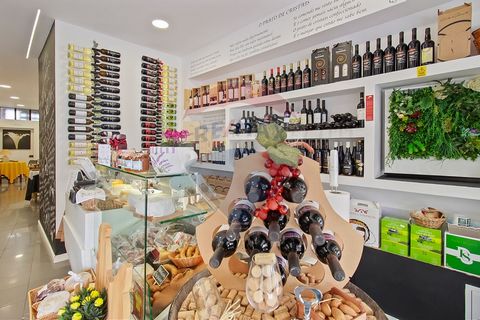 Great investment for those who want to have their own business Store transfer – €27,000 – with all stuffing included The store is fully operational. DESCRIPTION : The store is located facing the street in an area with a large flow of people, has a pr...